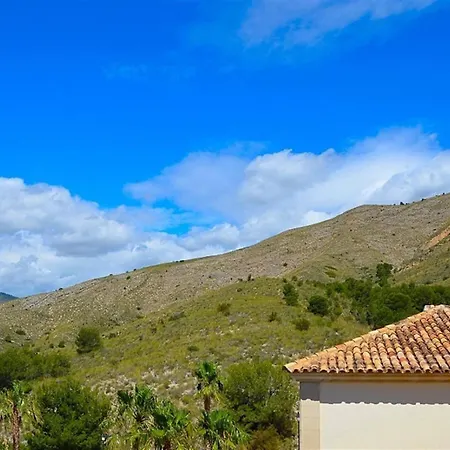 With Panoramic Sea Views Vila