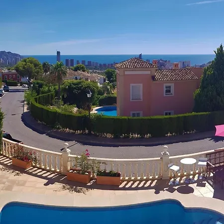 Vila With Panoramic Sea Views *