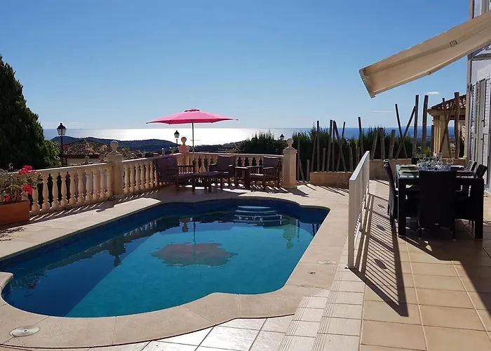 With Panoramic Sea Views Villa *