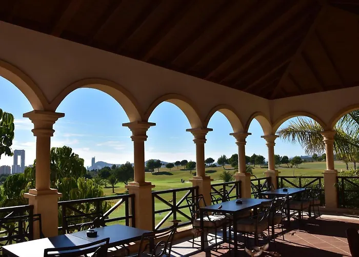 Villa With Panoramic Sea Views *